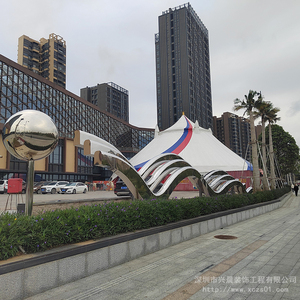 广场14米不锈钢抽象雕塑